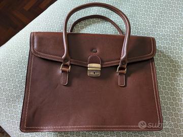 Borsa in pelle con tracolla