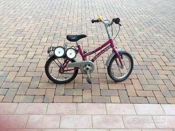 Bicicletta bimba Vintage anni 90 con rotelle.