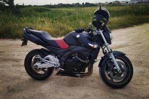 SUZUKI GSR 600 98cv