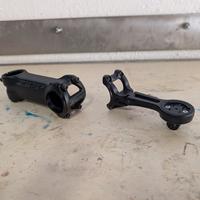 attacco manubrio Zipp SL 100 e supporto Garmin 