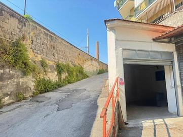 BOX A CASTELLAMMARE DI STABIA