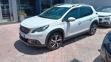 Peugeot 2008 BlueHDi 100 S&S Allure