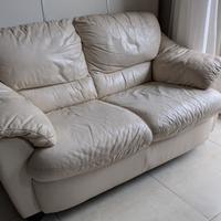 Divano similpelle bianco