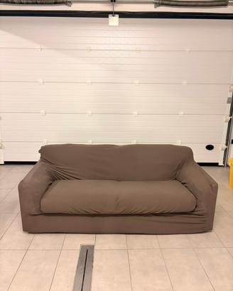 Divano 180 cm – con copridivano incluso