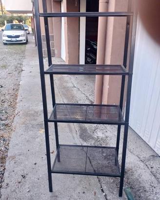 scaffale di ferro 