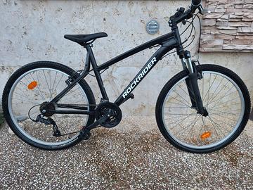 Tre bici,due MTB adulto e bambino, una da passegio