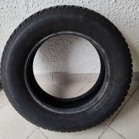 Gomma 215/65R16