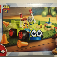 Lego 10766 Toy Story 4 "Woody e RC"