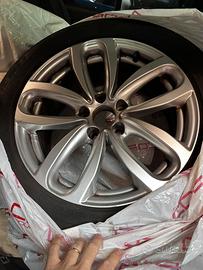 Cerchi e pneumatici X3 (F25) (09.2010 - 08.2017)