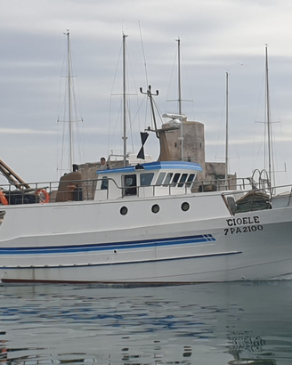 Peschereccio strascico