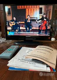 TV TELEFUNKEN 19" ( funziona con decoder).