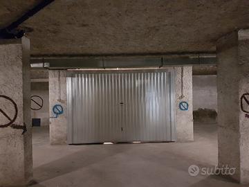 GARAGE seminterrato