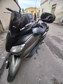 Xmax 250 sport