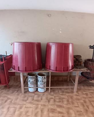 Attrezzi per vendemmia