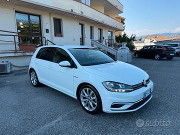 Volkswagen Golf 1.5 TSI 130 CV EVO DSG 5p. Highlin