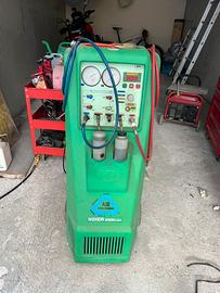 Sezione ricarica aria condizionata