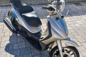 Piaggio Beverly 500