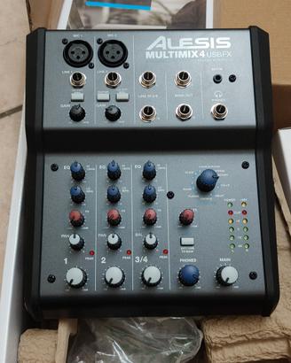 Mixer ALESIS Multimix 4 USB FX
Voce Karaoke Audio