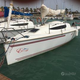 Barca a vela Focus 730