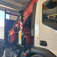 IVECO 180E28 NUOVO DA IMM. CON GRU FASSI 255 NUOVA
