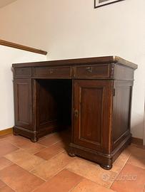 Scrivania umbertina 1900