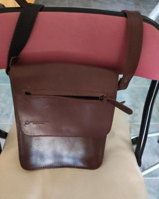 borsello uomo artigianale in pelle