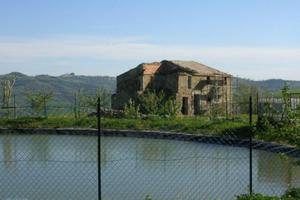 Rustico da ristrutturare in posizione panoramica