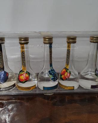 Miniature da collezione di grappe Sibona