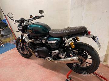 Triumph speed twin 1200