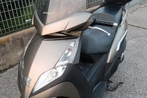 Scooter Peugeot Geopolis 300