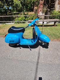 Piaggio Vespa 50 R (V5A1) - 1977