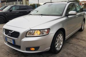 V50 1.6 16V MOMENTUM 94.000 KM. 10/2008