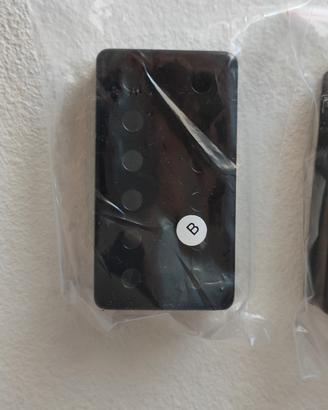 copri pickup e interruttore per chitarra elettrica