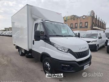 35-14 cassa isotermica 3,80 sponda 2020