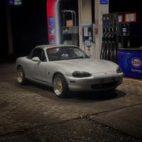 Mazda mx-5 nb