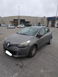 Renault Clio (neopatentati) 2014 diesel 285000 km 
