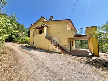 CASA INDIPENDENTE A ASSISI