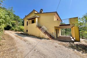 CASA INDIPENDENTE A ASSISI