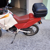 Moto fantic oesis