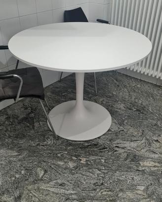 Modello Tulip Ikea Docksta