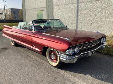 Cadillac convertibile del 1961 asi