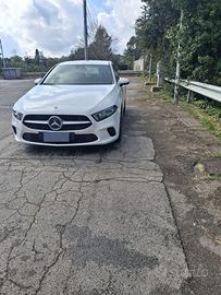 auto Mercedes anno 2019 Km 250.000