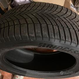 2 gomme auto BRIDGESTONE 245/45 R18 100V