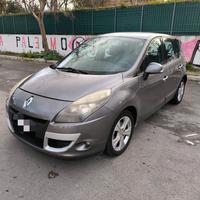 Renault Scenic 1.9 dCi 130 CV diesel