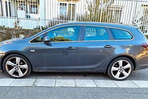 Astra Wagon Tourer COSMO 165CV TDi