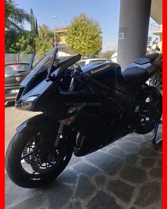 Kawasaki ninja 600 +0maggi0 casco+ rate +permute