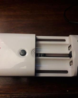 Caricatore universale USB per batterie al litio