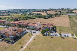 3 LOCALI A COLLI AL METAURO