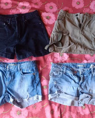 Set 3 pantaloncini e minigonna verde