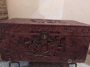 antiquariato cassapanca giapponese  in legno